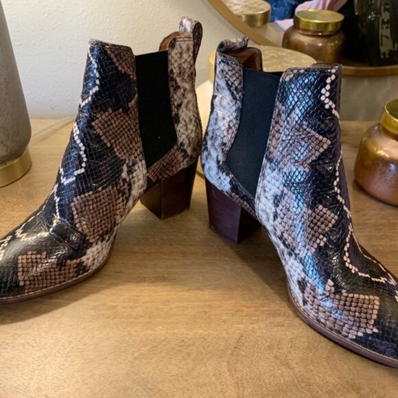 Madewell Regan Snakeskin Embossed Heel Boot - 9.5 - Picture 2 of 4